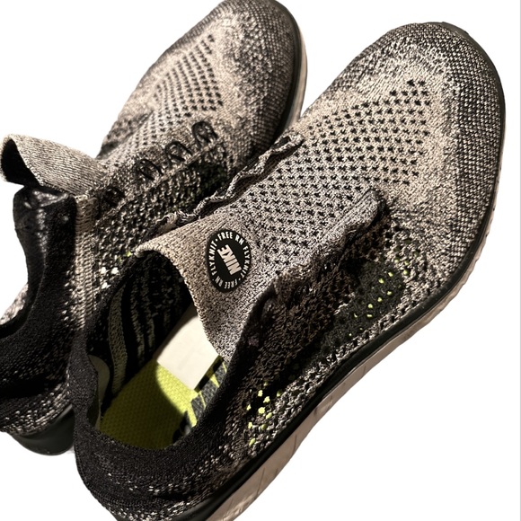 Nike Free RN Flyknit / Men's Size 7 Running Shoes Black Gray Oreo - Picture 2 of 7